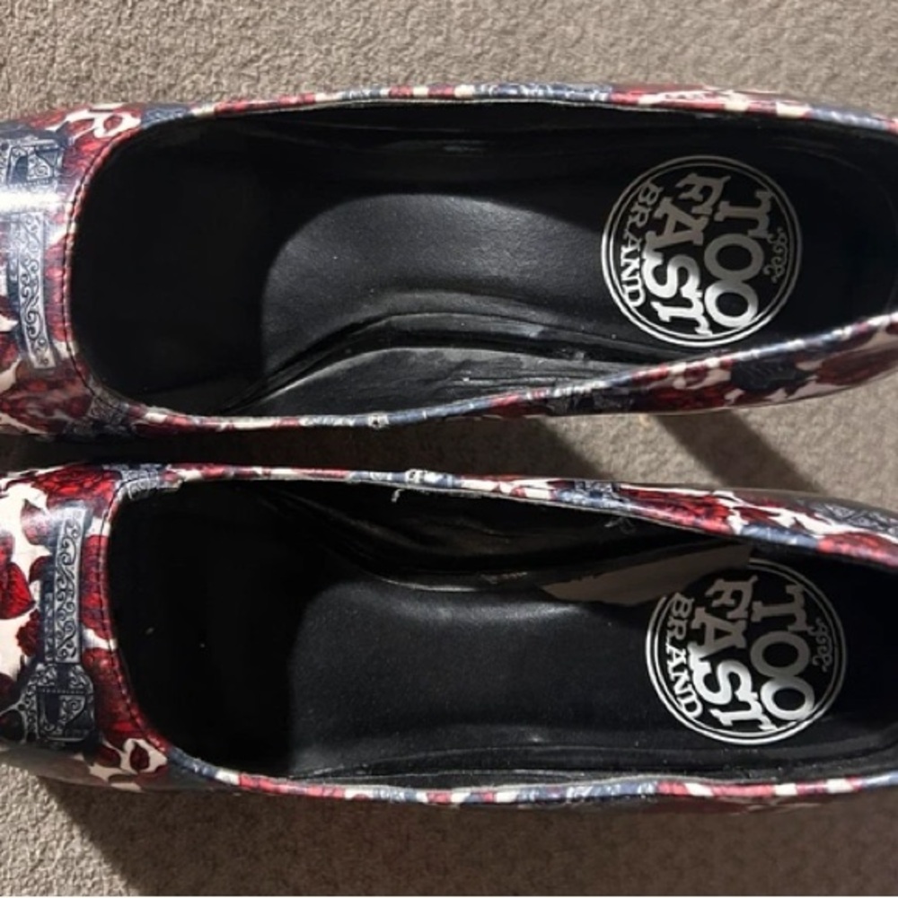 Too Fast Red and Blue Patterned Heels - Picture 2 of 3